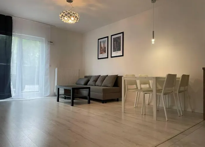 With Private Parking Διαμέρισμα Βαρσοβία